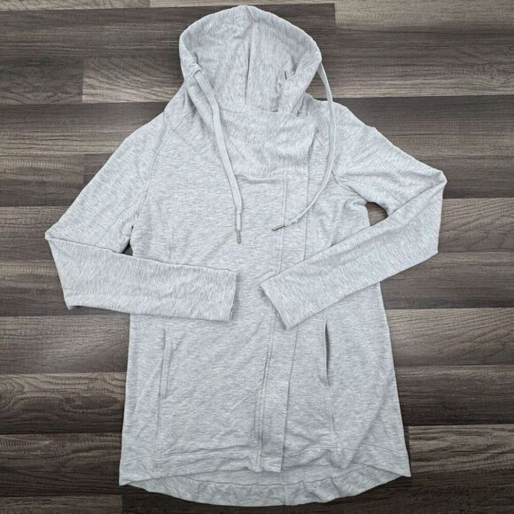 Lululemon Coast Easy Wrap Full zip Heathered Light Grey Sz 4 Thumbholes Soft EUC
